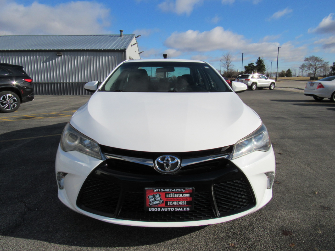 Toyota Camry SE Auto (Natl) 2017