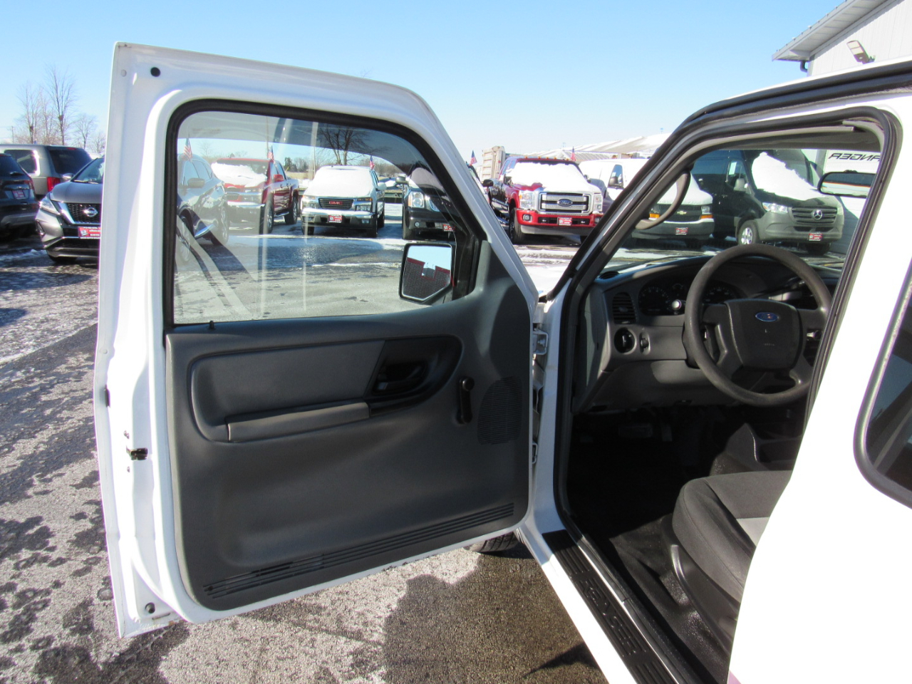 Ford Ranger 2WD 2dr SuperCab 126" XLT 2009