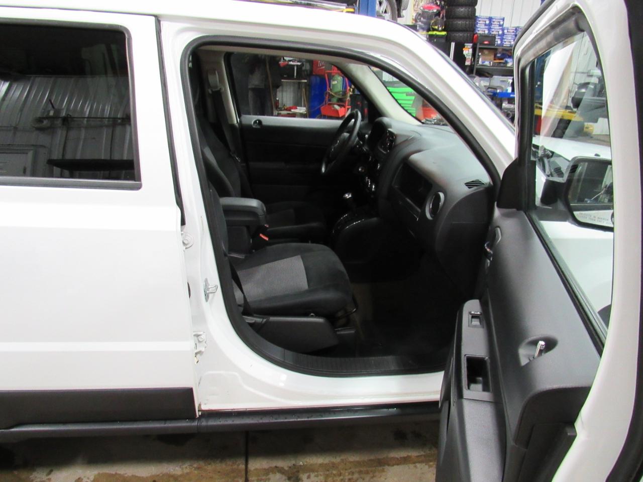 Jeep Patriot 4WD 4dr Latitude 2014