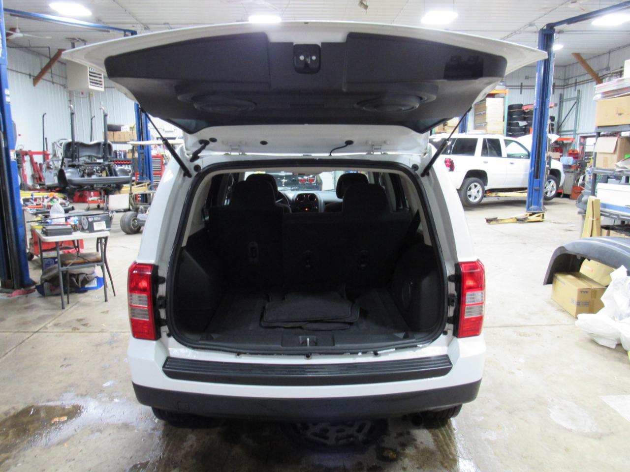 Jeep Patriot 4WD 4dr Latitude 2014
