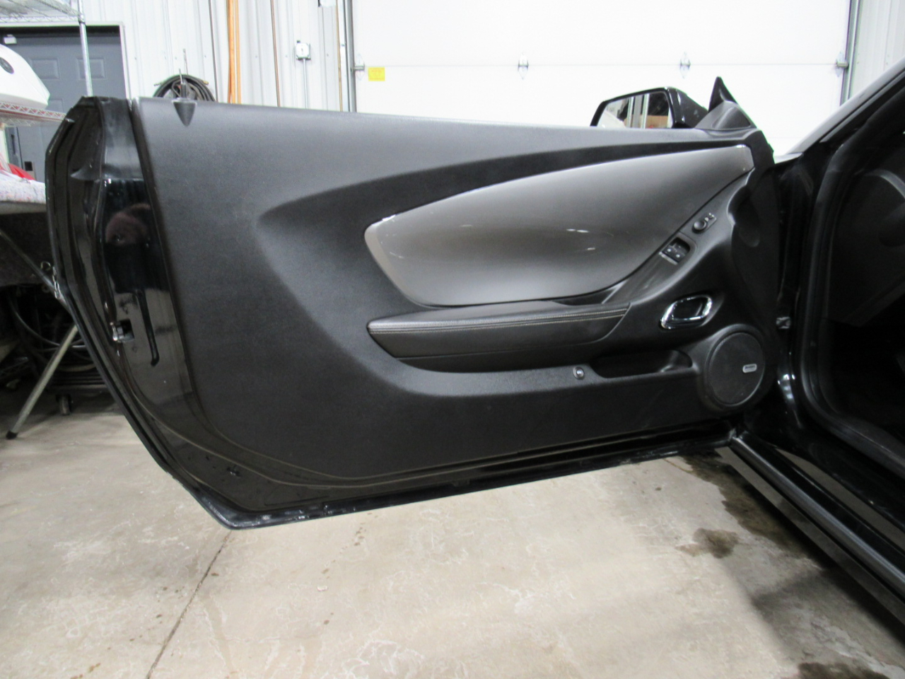 Chevrolet Camaro 2dr Cpe 2LT 2011