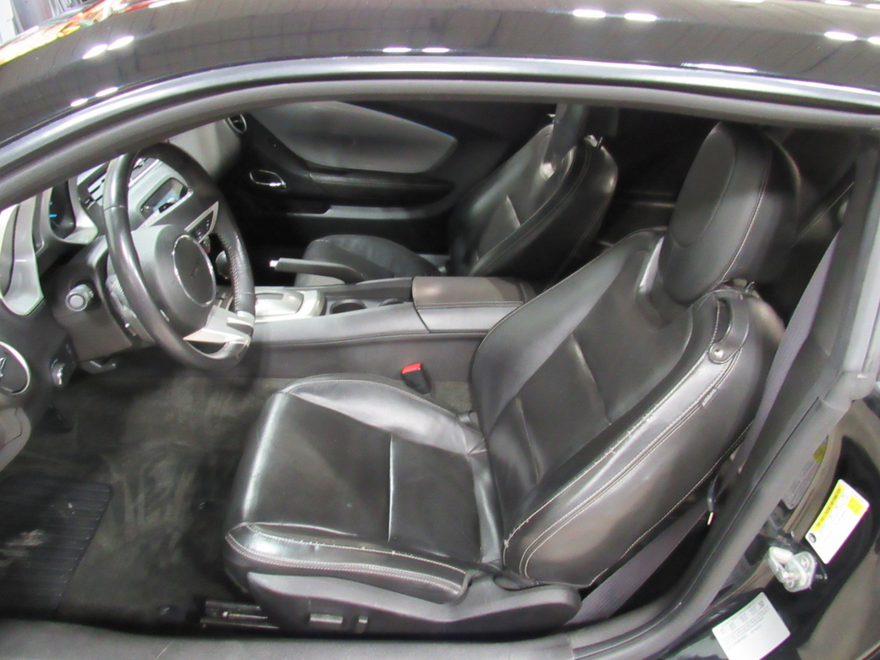 Chevrolet Camaro 2dr Cpe 2LT 2011