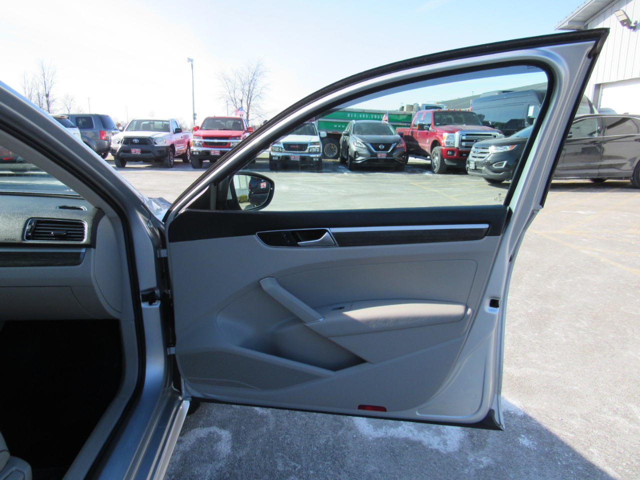 Volkswagen Passat 1.8T SE Auto 2017