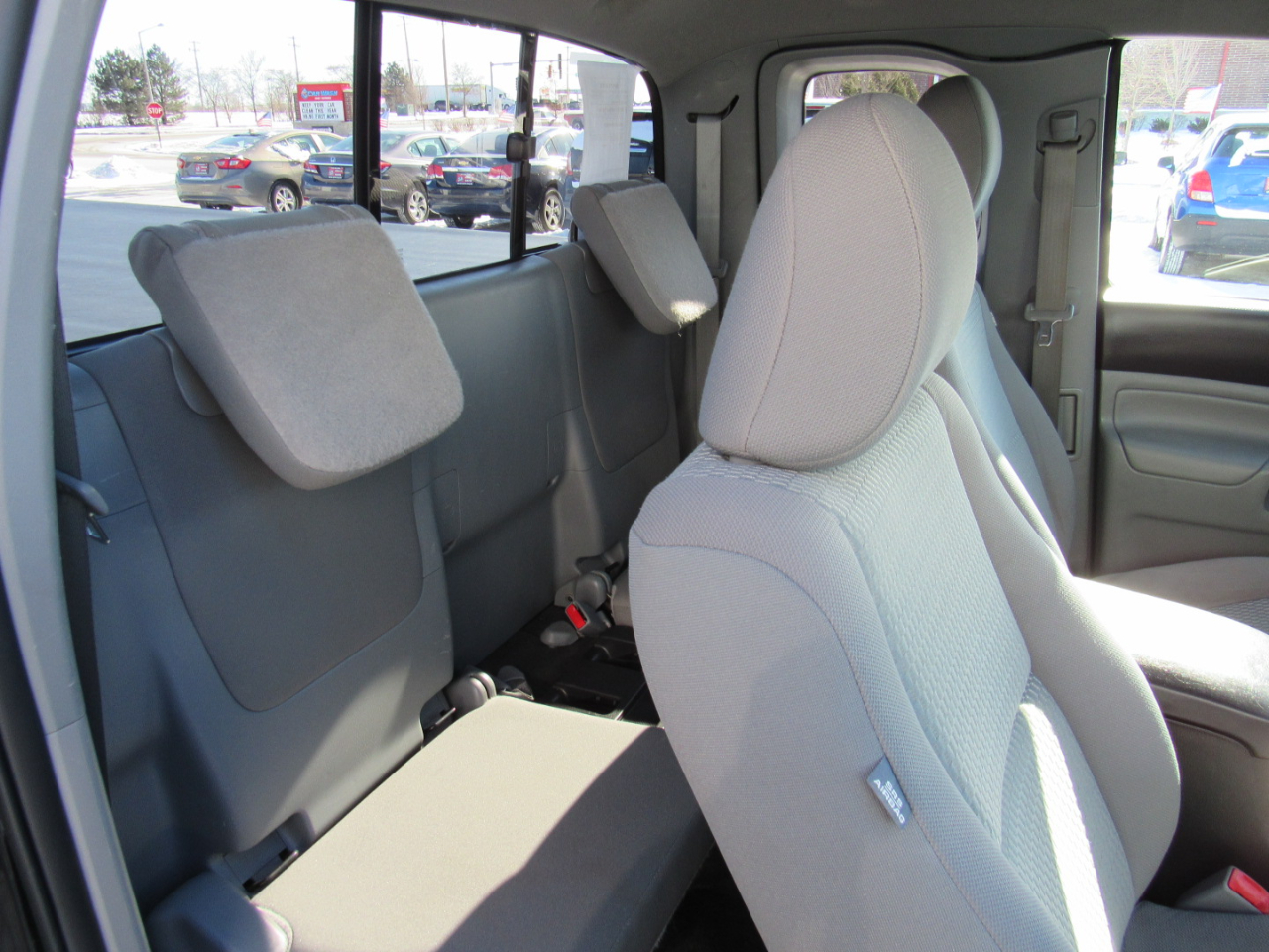 Toyota Tacoma 4WD Access Cab I4 AT (Natl) 2015