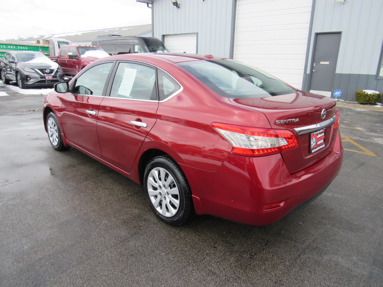 Nissan Sentra 4dr Sdn I4 CVT SV 2015