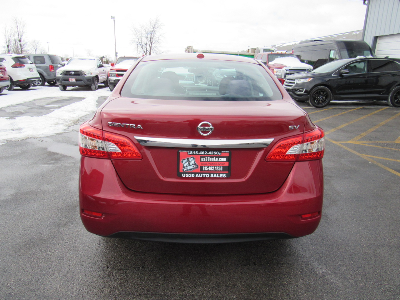 Nissan Sentra 4dr Sdn I4 CVT SV 2015