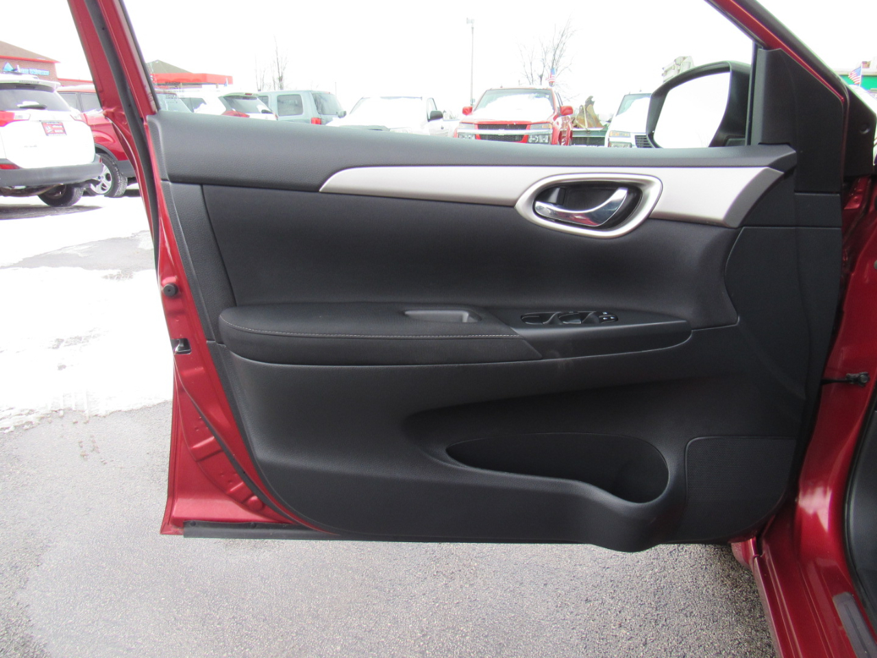 Nissan Sentra 4dr Sdn I4 CVT SV 2015