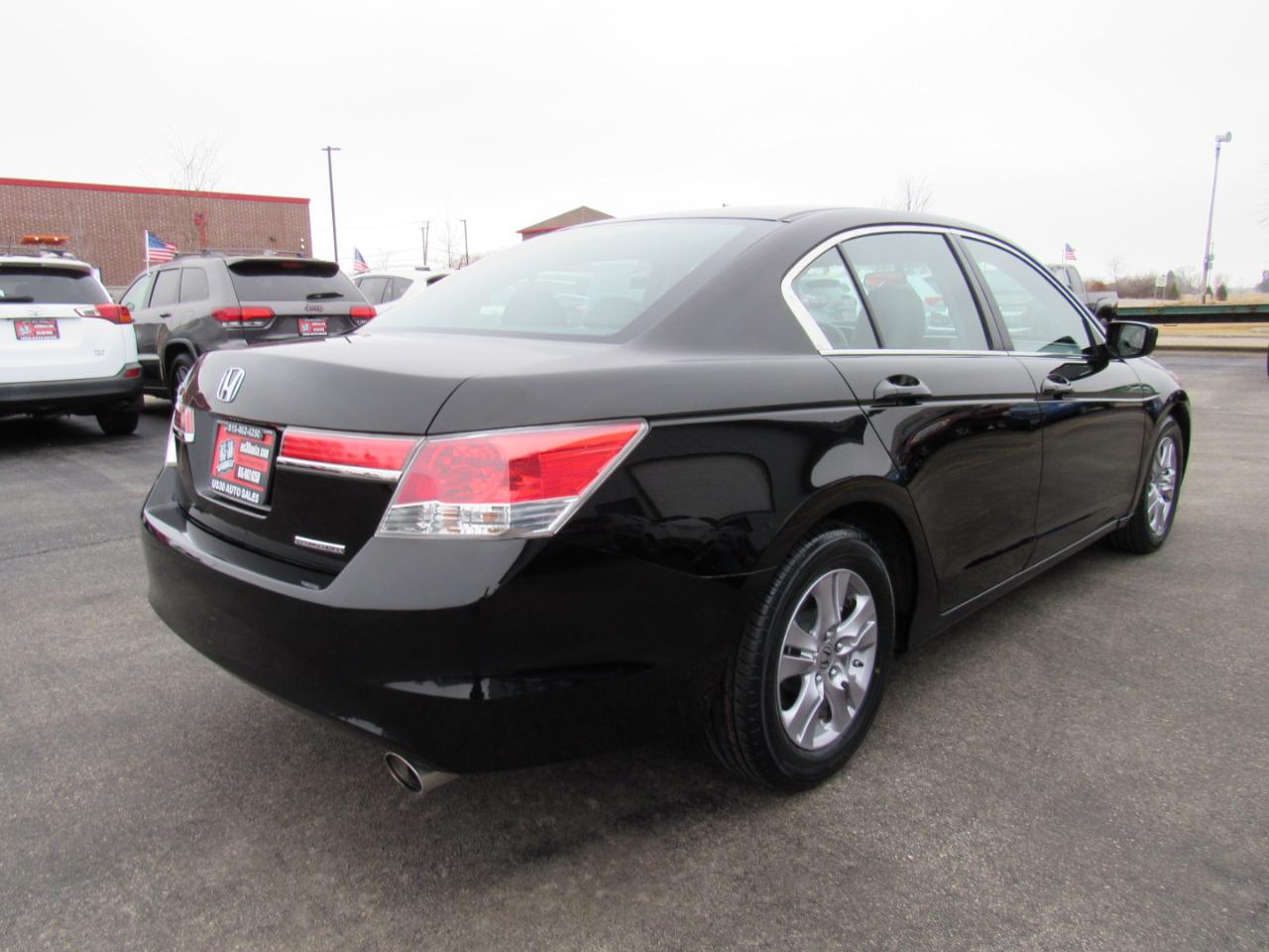Honda Accord Sdn 4dr I4 Auto SE 2012