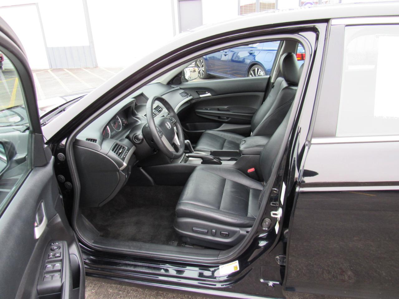 Honda Accord Sdn 4dr I4 Auto SE 2012