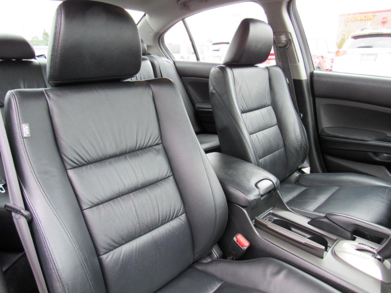 Honda Accord Sdn 4dr I4 Auto SE 2012