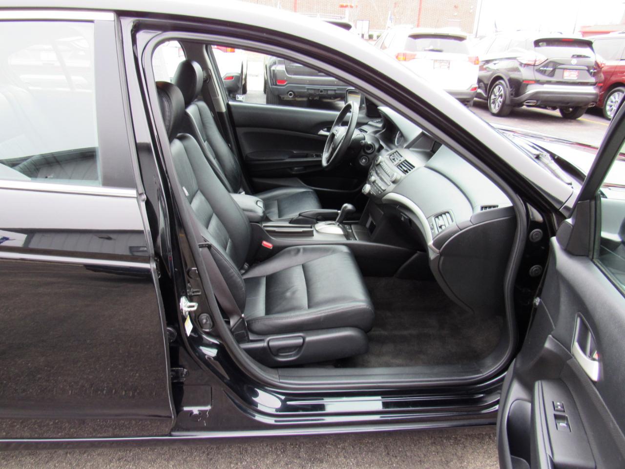 Honda Accord Sdn 4dr I4 Auto SE 2012