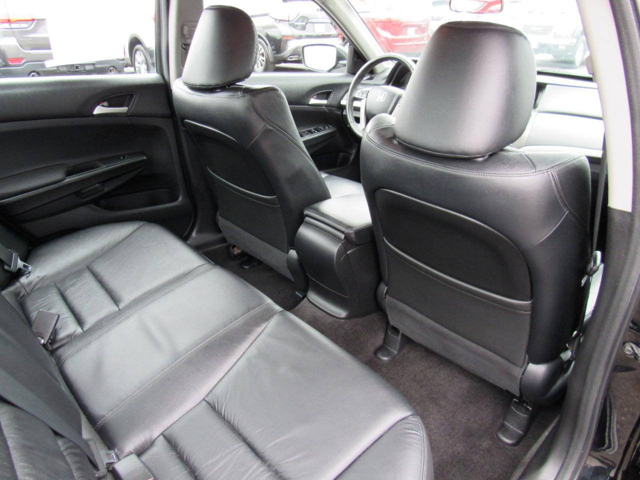 Honda Accord Sdn 4dr I4 Auto SE 2012