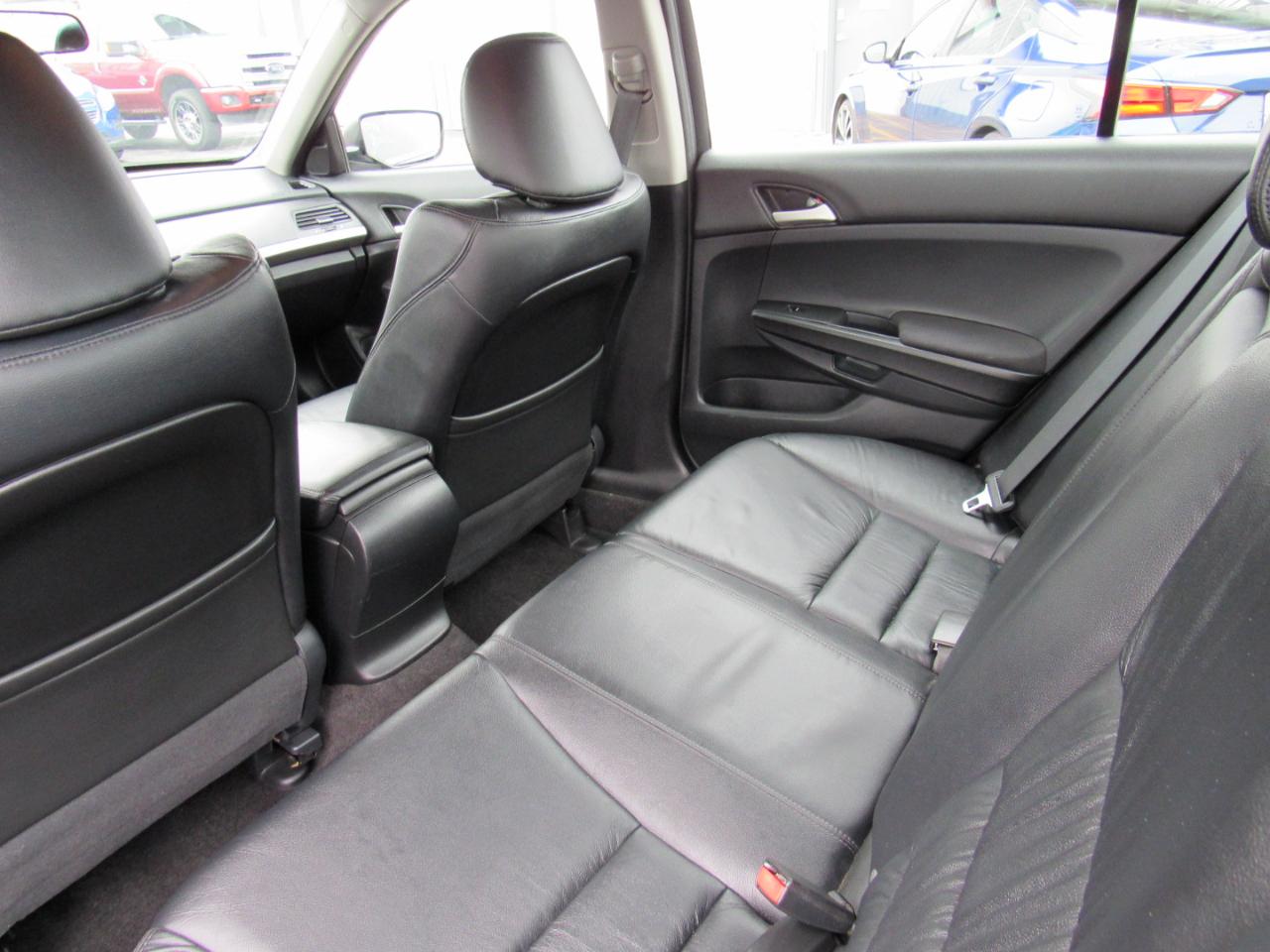 Honda Accord Sdn 4dr I4 Auto SE 2012