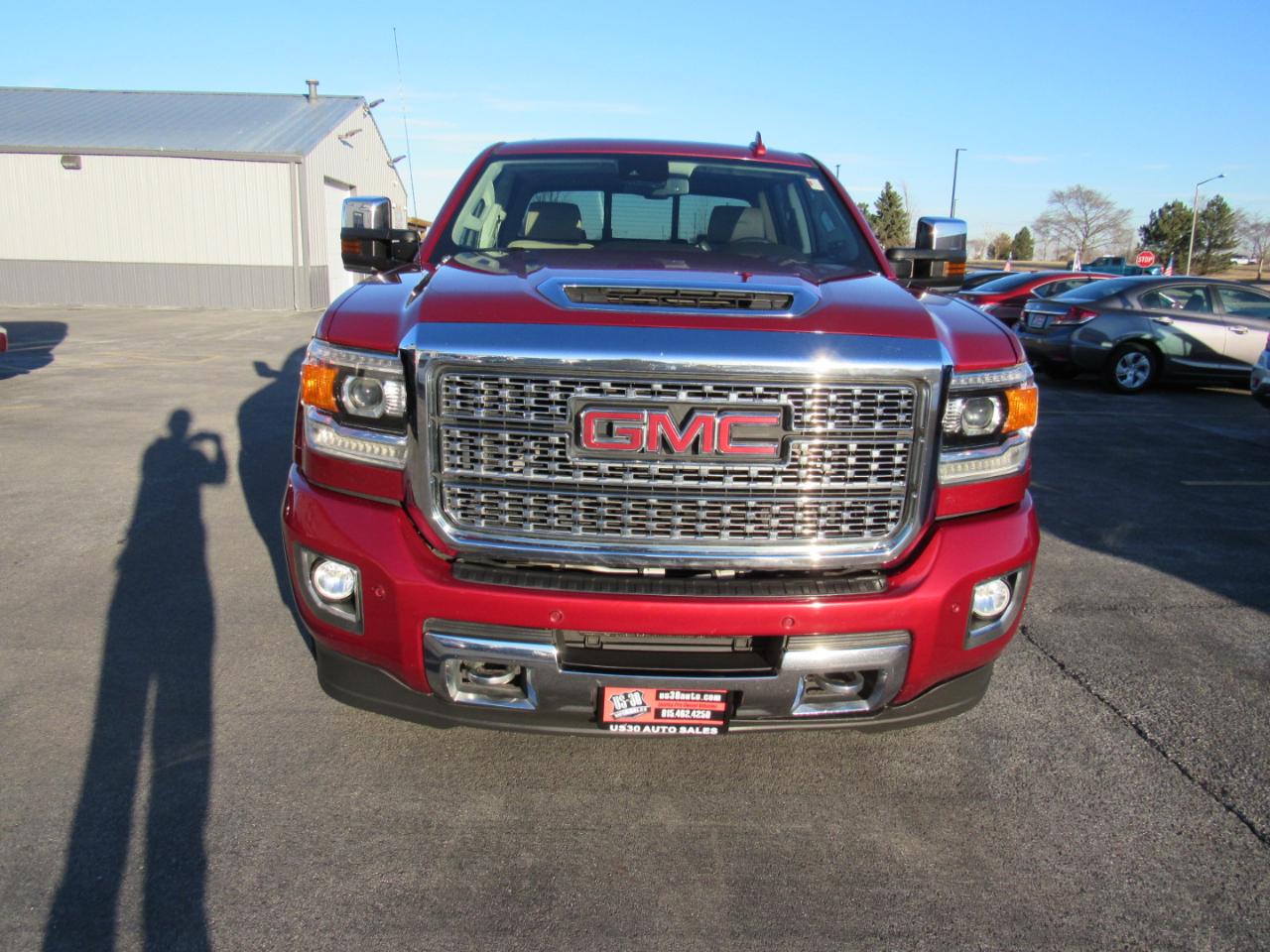 GMC Sierra 2500HD 4WD Crew Cab 153.7" Denali 2018