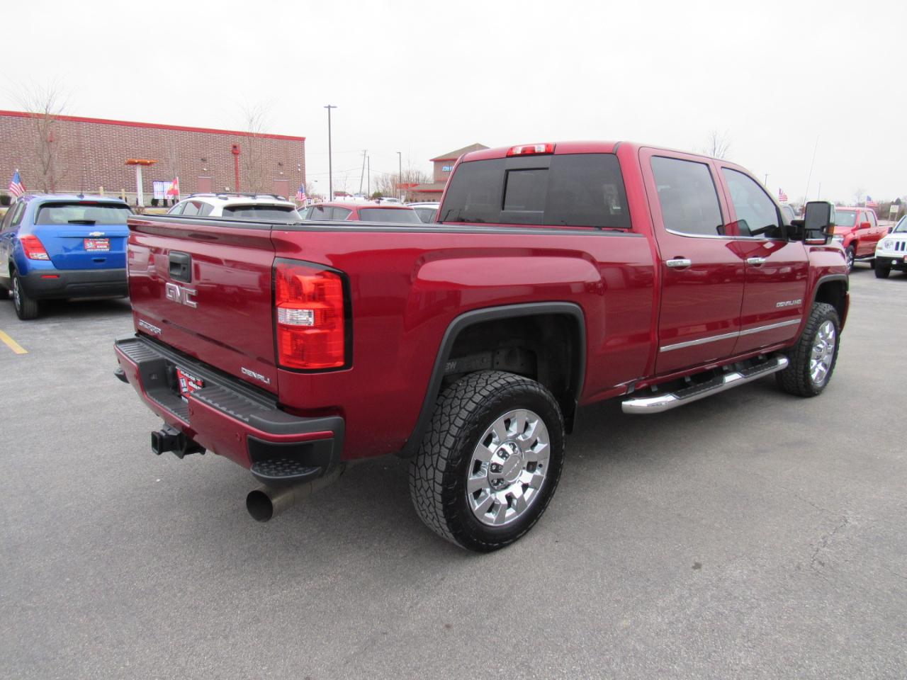 GMC Sierra 2500HD 4WD Crew Cab 153.7" Denali 2018