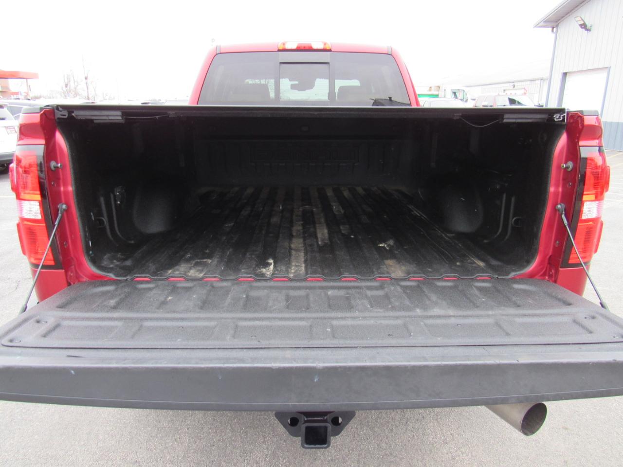 GMC Sierra 2500HD 4WD Crew Cab 153.7" Denali 2018