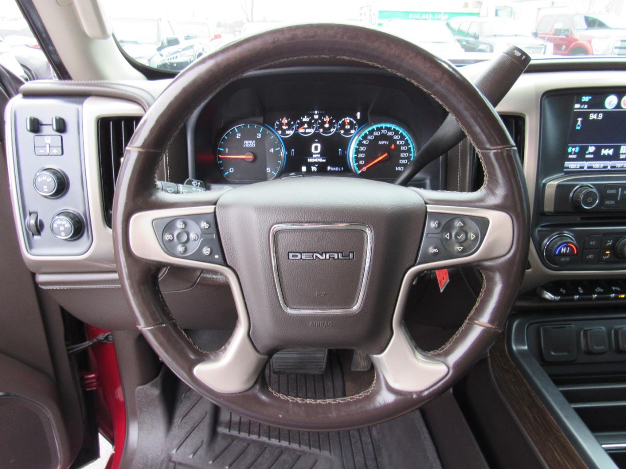 GMC Sierra 2500HD 4WD Crew Cab 153.7" Denali 2018