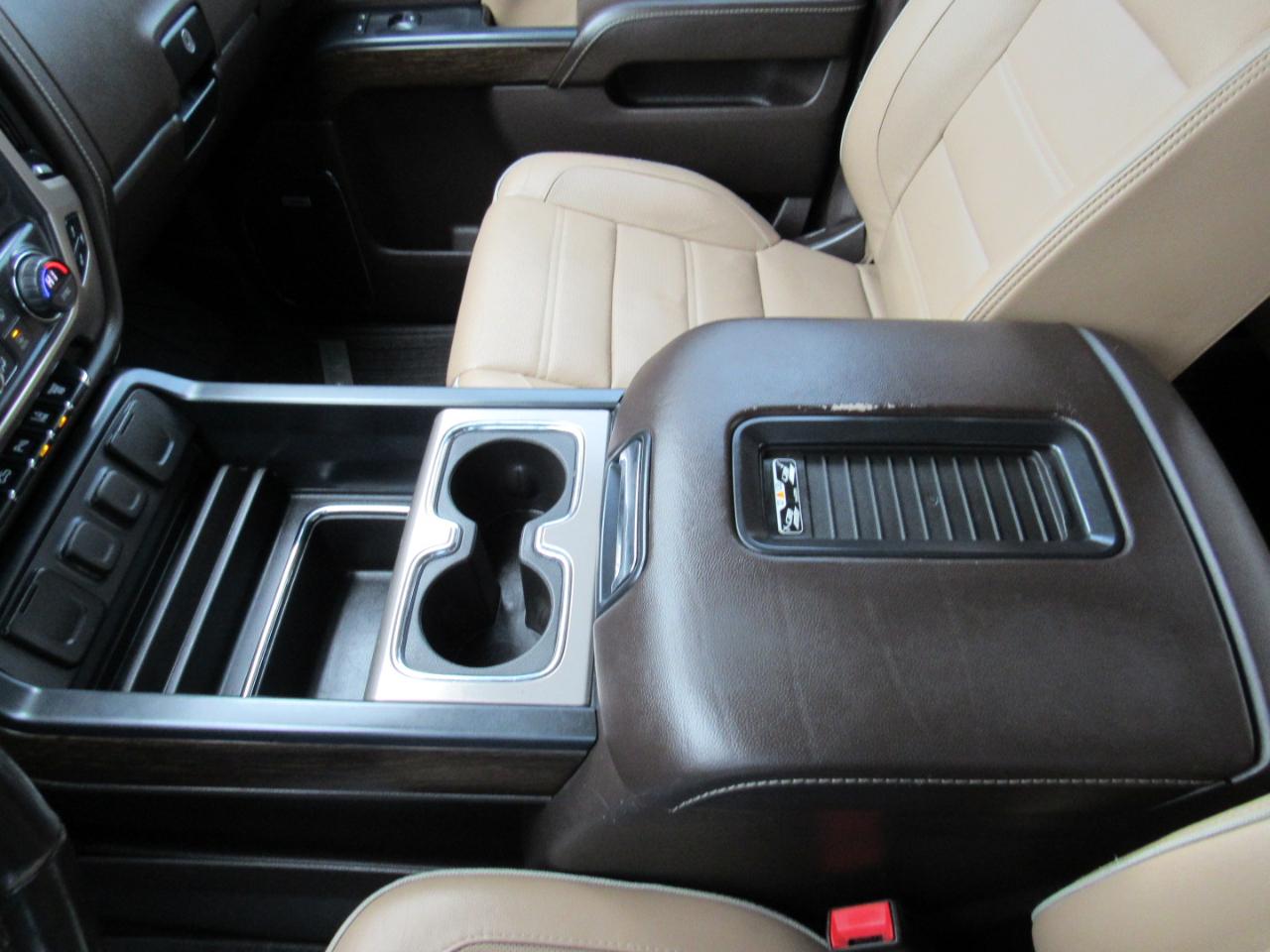 GMC Sierra 2500HD 4WD Crew Cab 153.7" Denali 2018