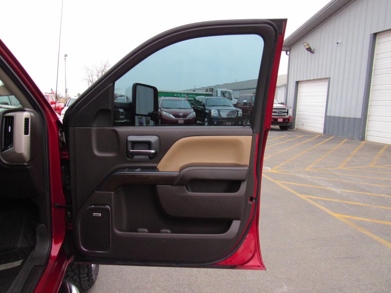 GMC Sierra 2500HD 4WD Crew Cab 153.7" Denali 2018