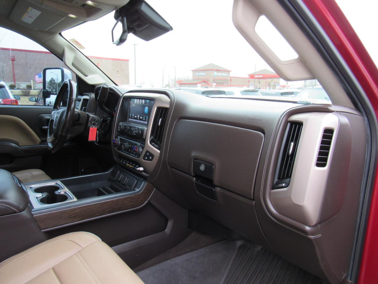 GMC Sierra 2500HD 4WD Crew Cab 153.7" Denali 2018