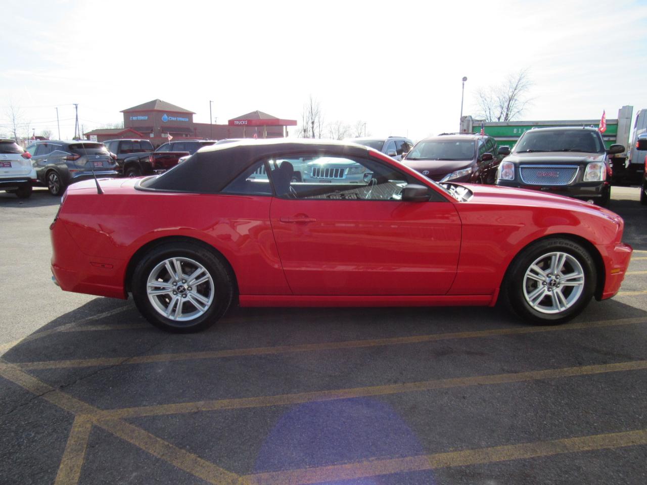 Ford Mustang 2dr Conv V6 2014