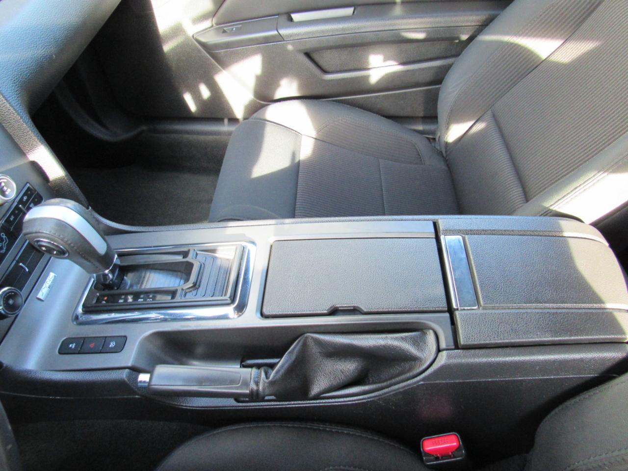 Ford Mustang 2dr Conv V6 2014