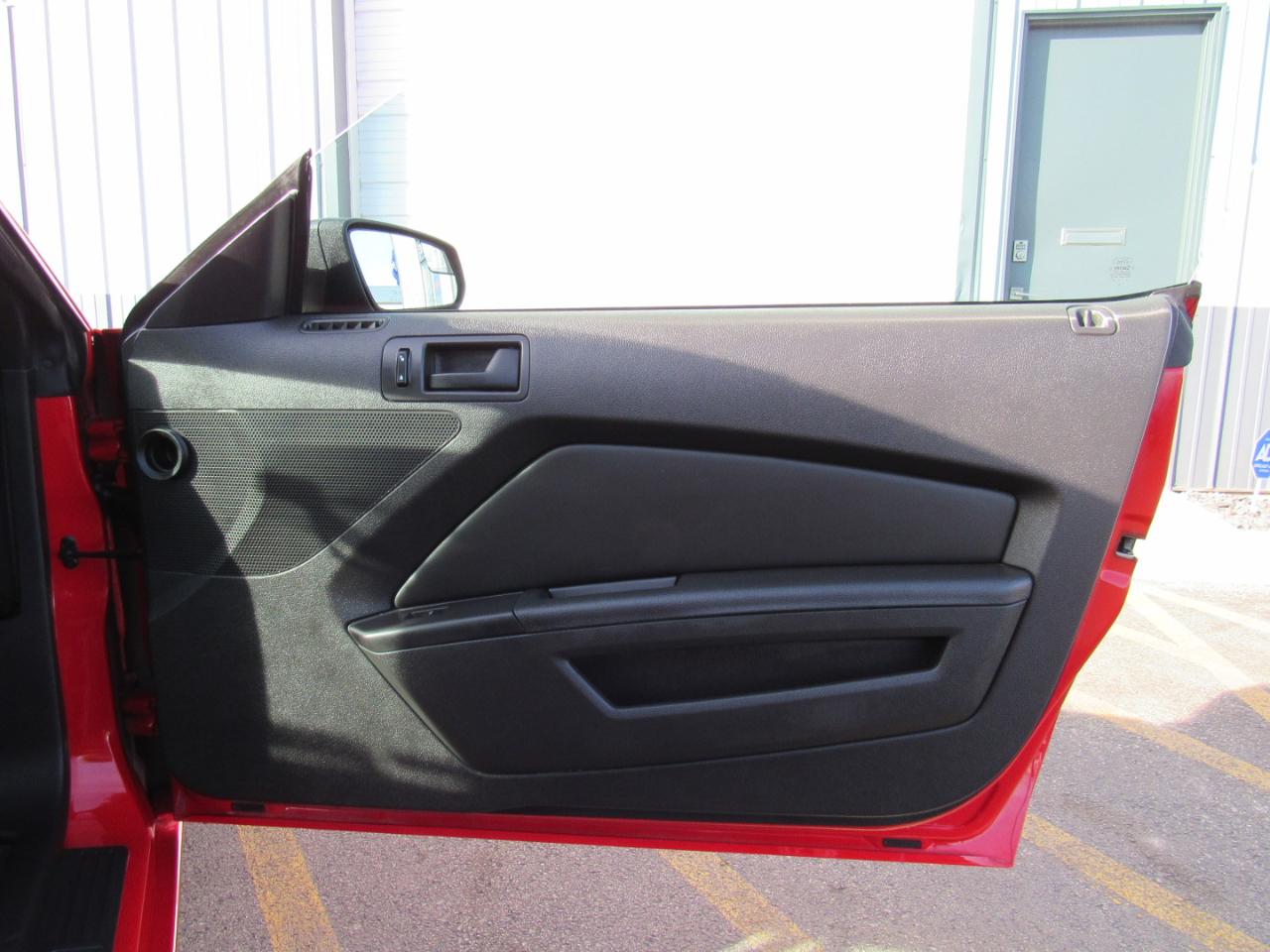 Ford Mustang 2dr Conv V6 2014