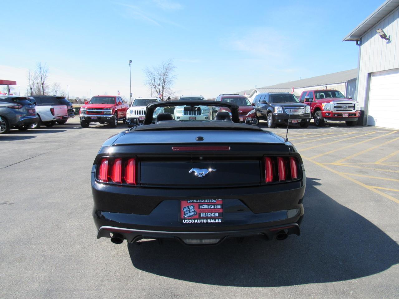 Ford Mustang 2dr Conv EcoBoost Premium 2016