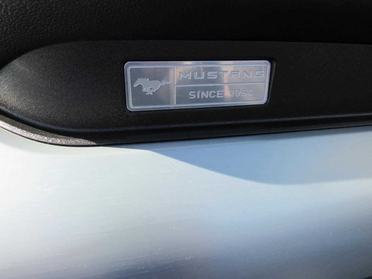 Ford Mustang 2dr Conv EcoBoost Premium 2016