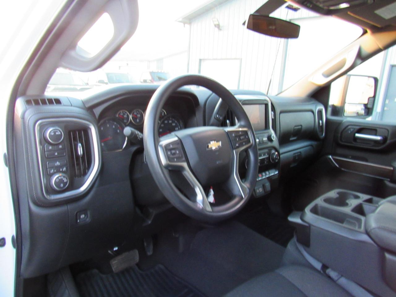 Chevrolet Silverado 2500HD 4WD Crew Cab 159" LT 2021