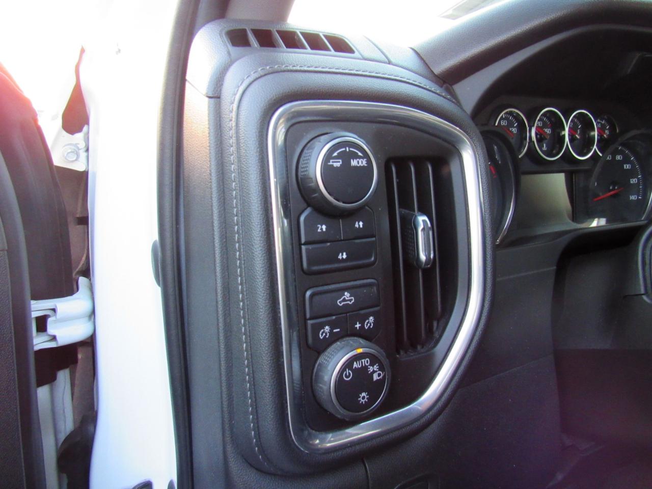 Chevrolet Silverado 2500HD 4WD Crew Cab 159" LT 2021