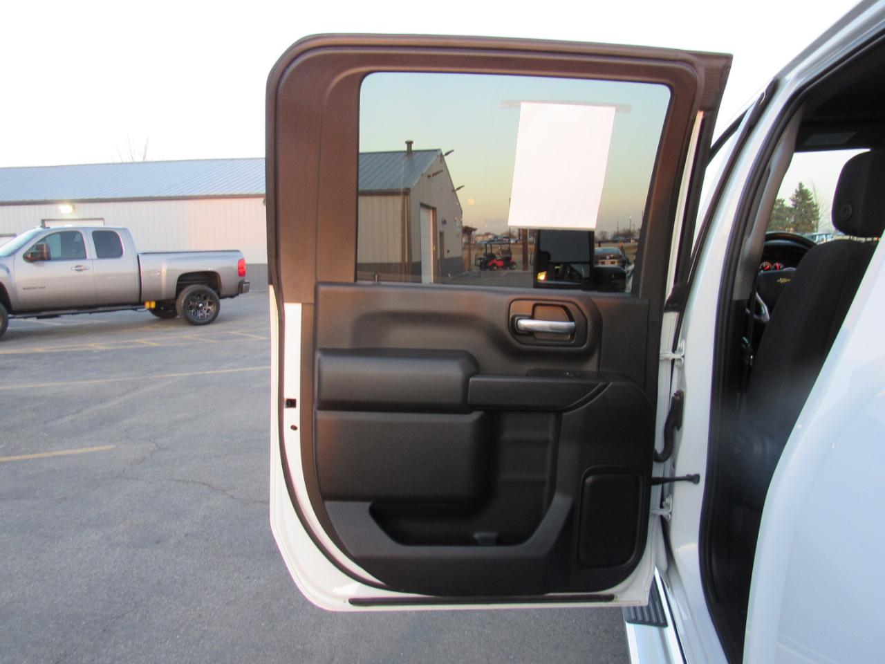 Chevrolet Silverado 2500HD 4WD Crew Cab 159" LT 2021