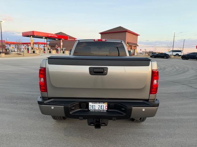 Chevrolet Silverado 2500HD 4WD Ext Cab 144.2" LTZ 2013