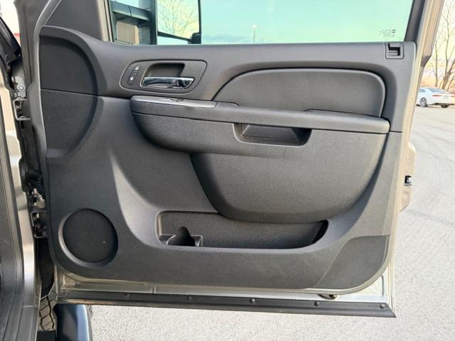 Chevrolet Silverado 2500HD 4WD Ext Cab 144.2" LTZ 2013