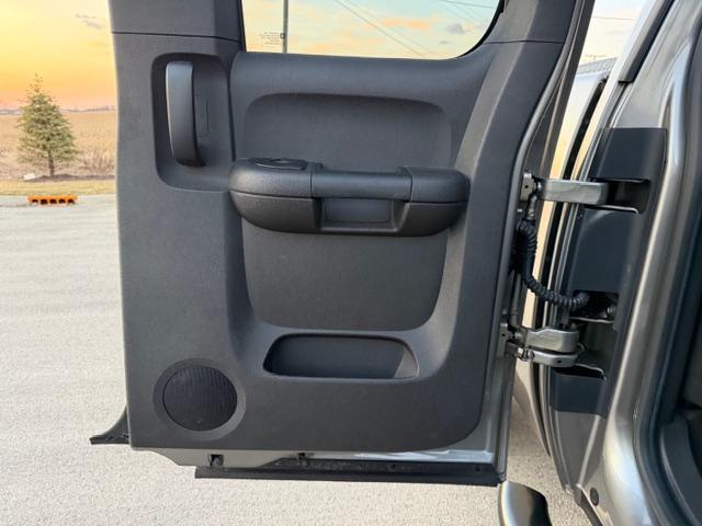 Chevrolet Silverado 2500HD 4WD Ext Cab 144.2" LTZ 2013