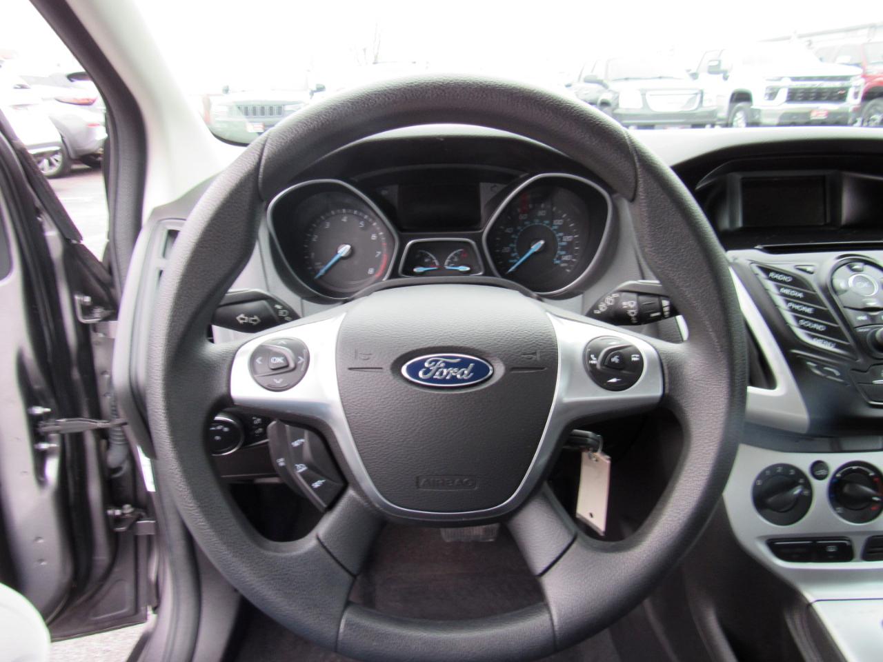 Ford Focus 5dr HB SE 2014