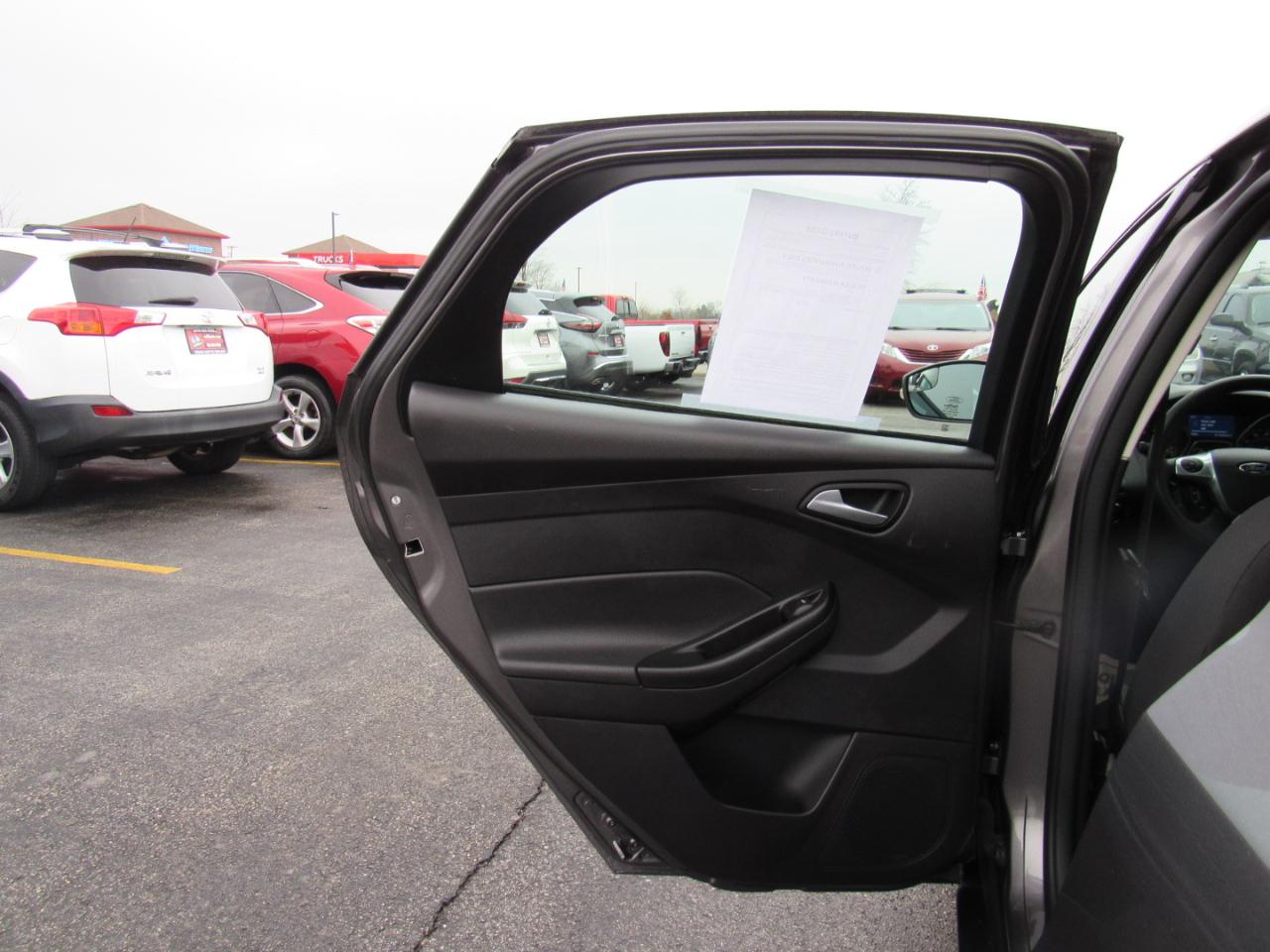 Ford Focus 5dr HB SE 2014