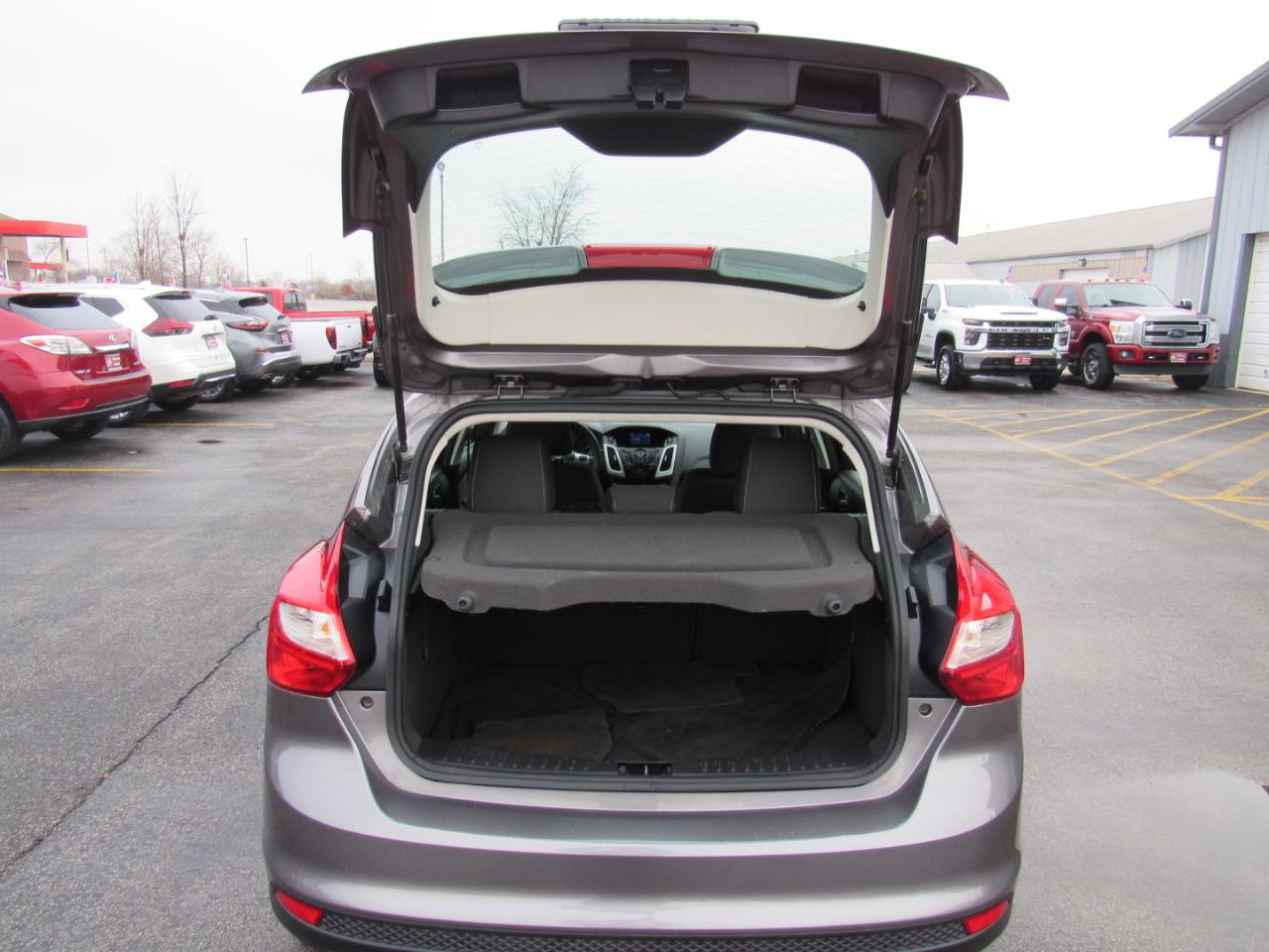 Ford Focus 5dr HB SE 2014