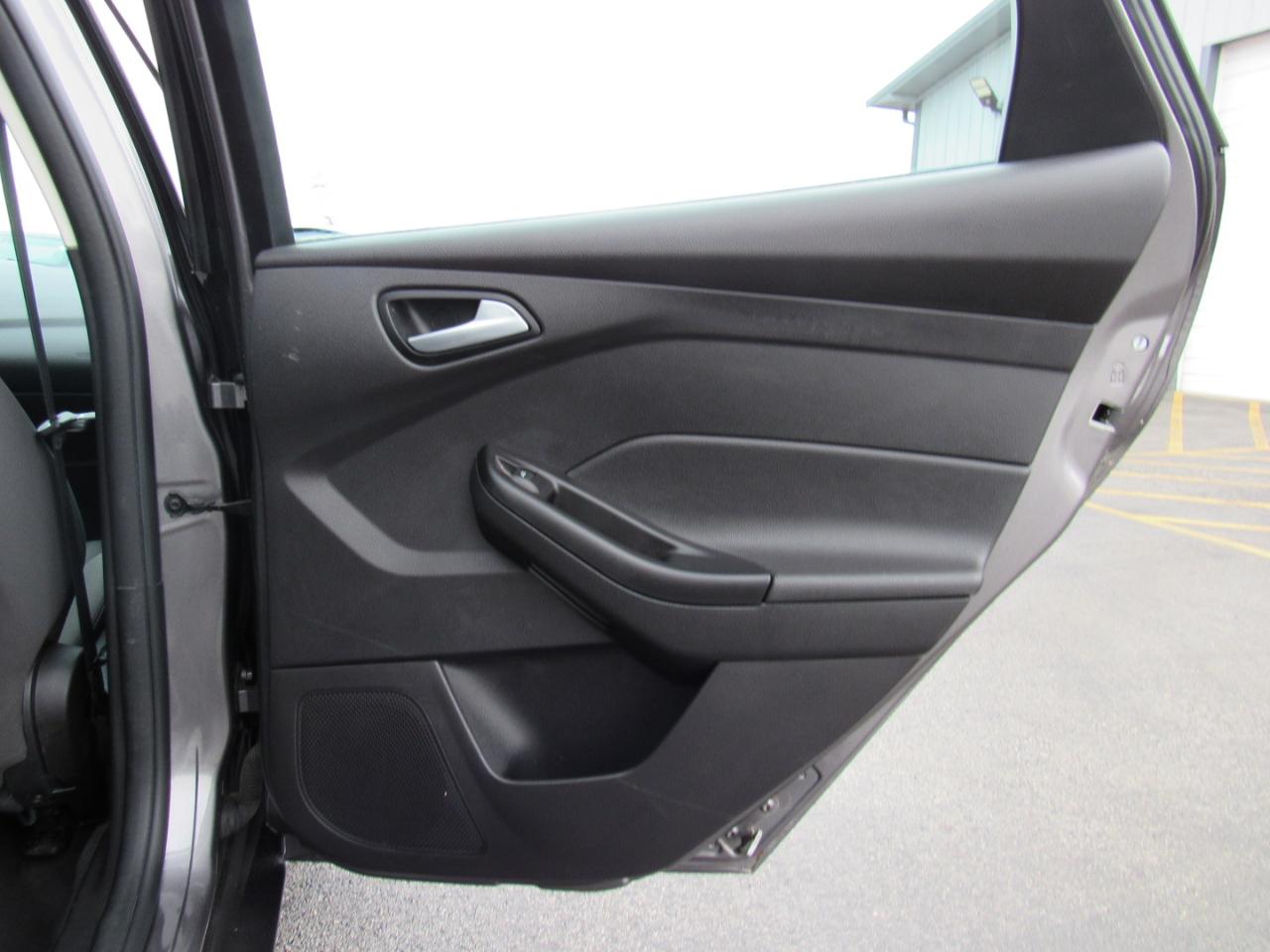 Ford Focus 5dr HB SE 2014