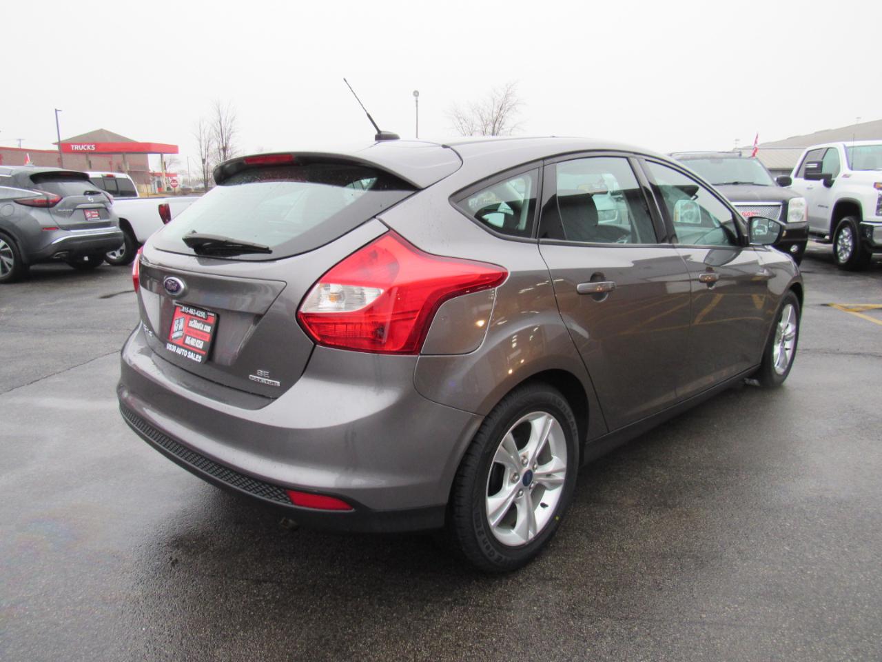 Ford Focus 5dr HB SE 2014