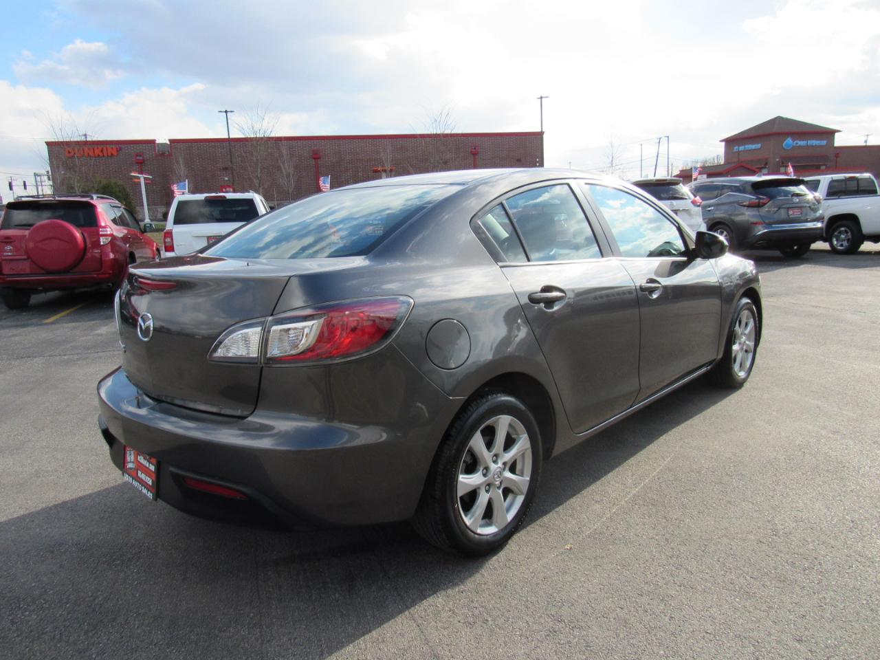 Mazda MAZDA3 4dr Sdn Auto i Touring 2010