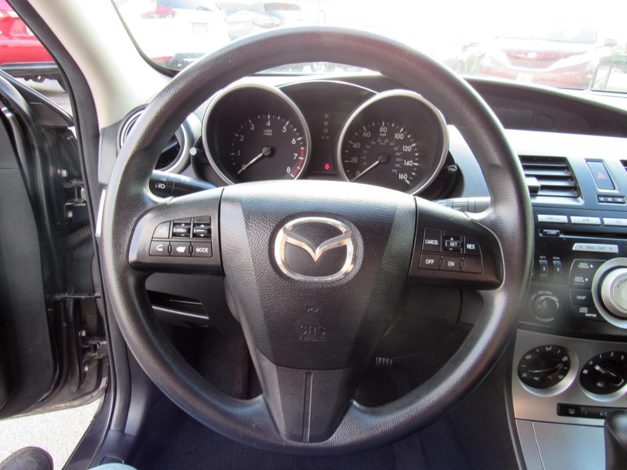 Mazda MAZDA3 4dr Sdn Auto i Touring 2010