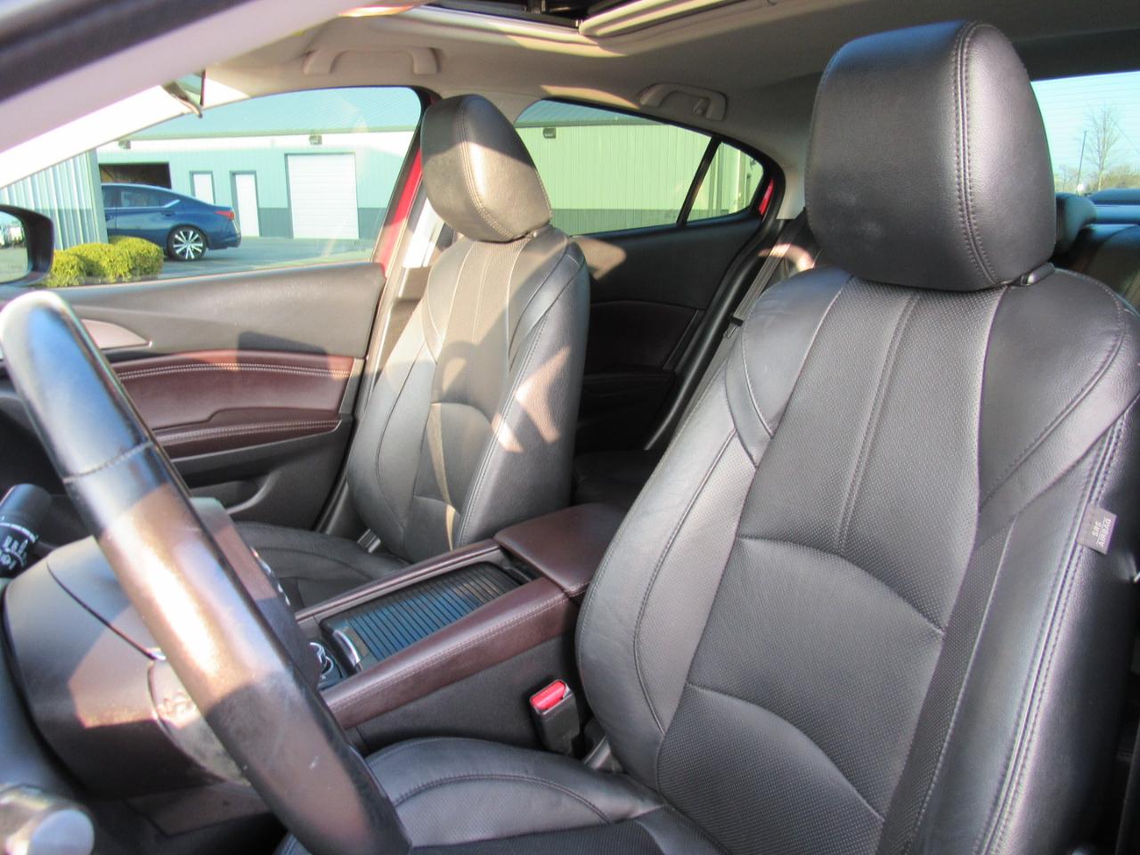 Mazda Mazda3 4-Door Grand Touring Auto 2017