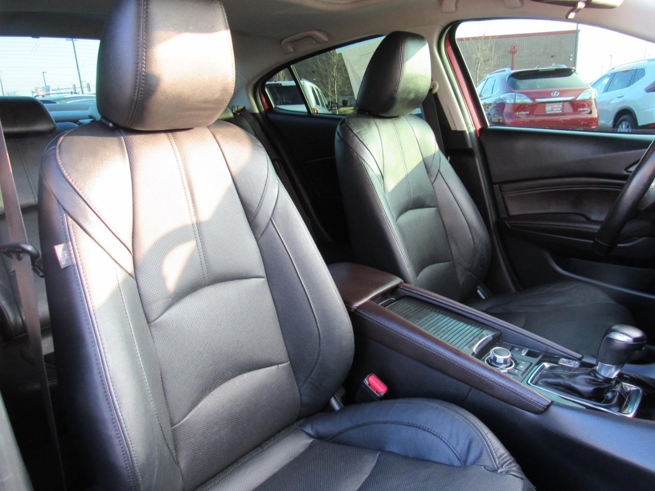 Mazda Mazda3 4-Door Grand Touring Auto 2017