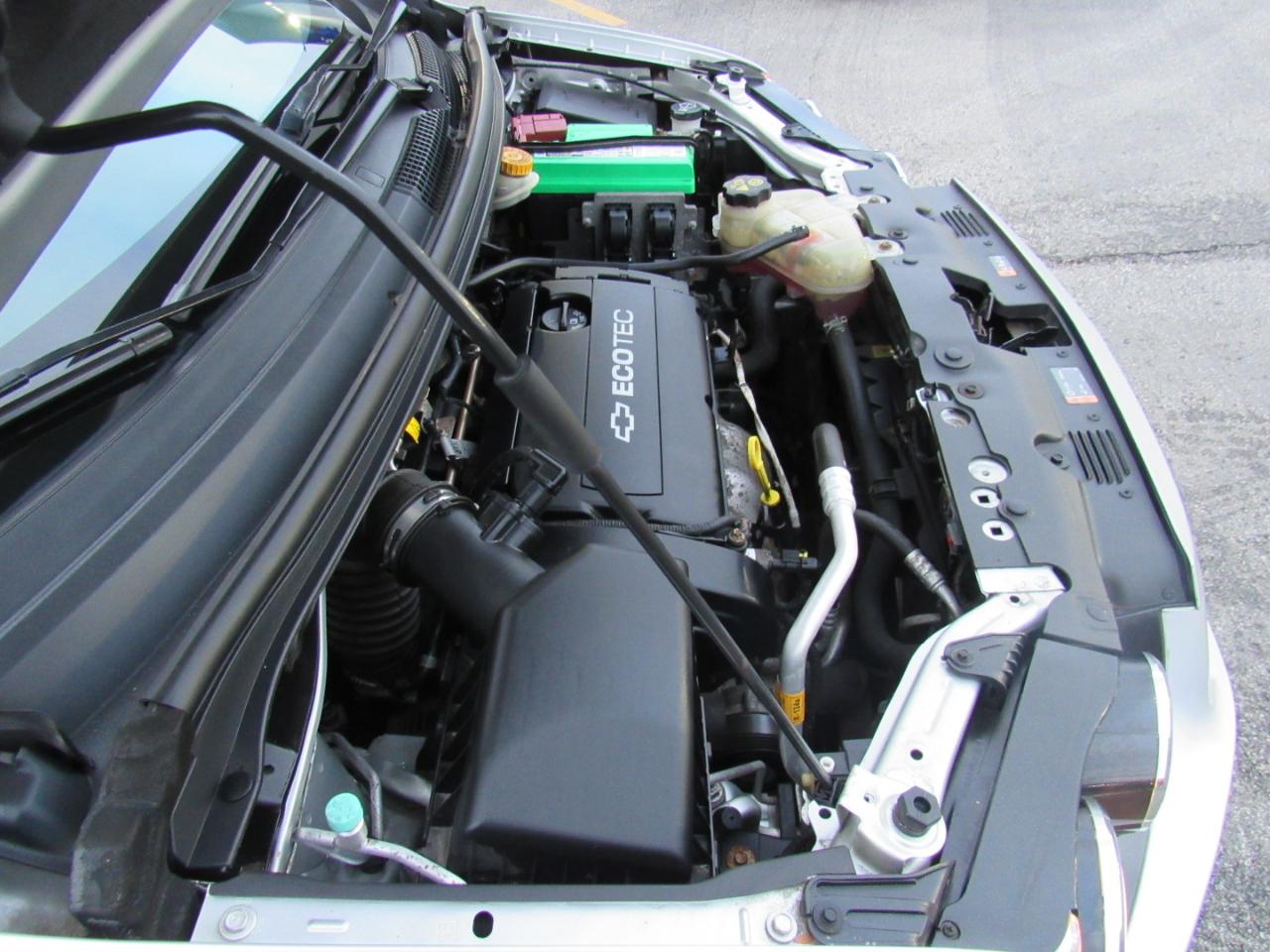 Chevrolet Sonic 5dr HB LT 2LT 2012