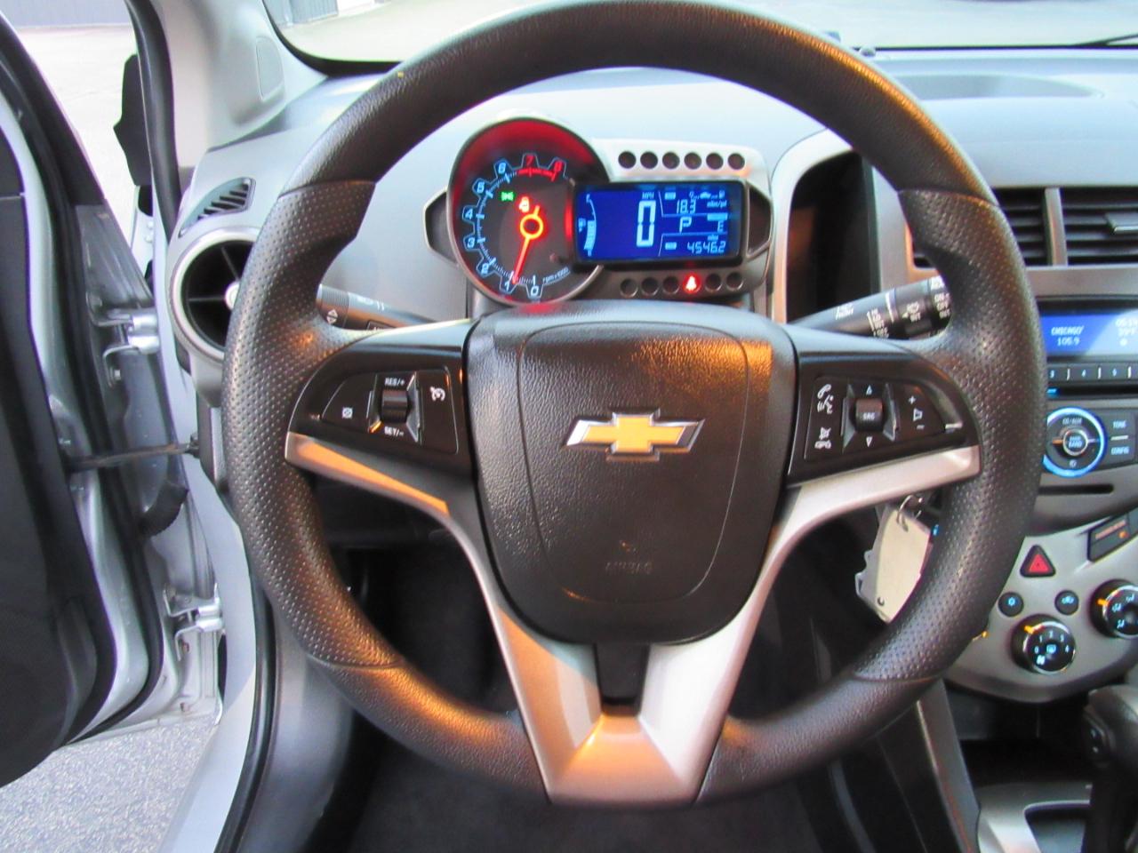 Chevrolet Sonic 5dr HB LT 2LT 2012