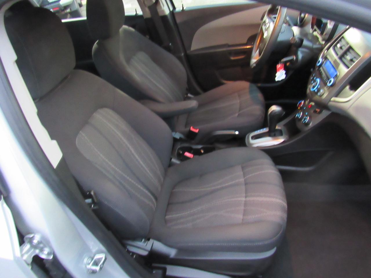 Chevrolet Sonic 5dr HB LT 2LT 2012