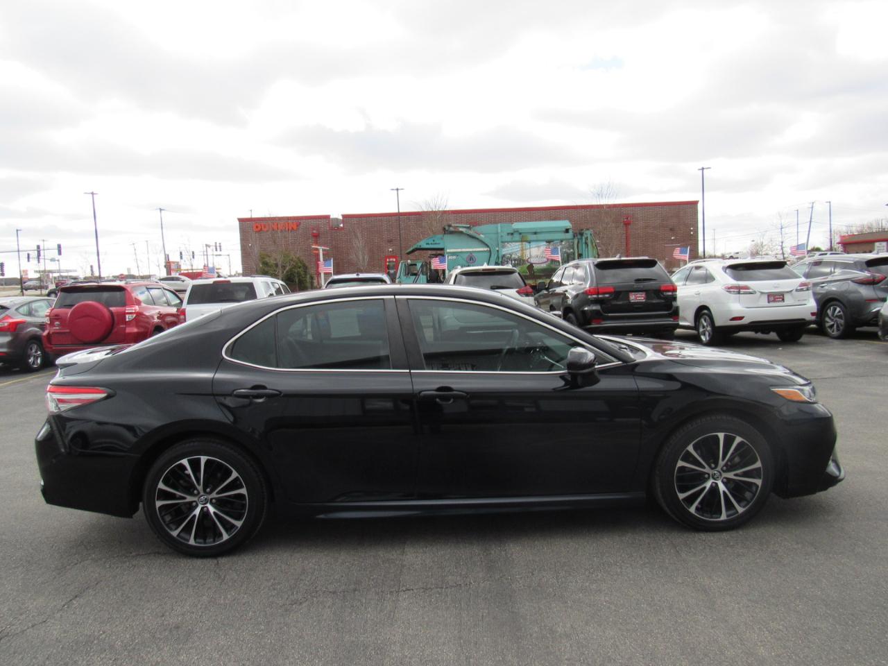 Toyota Camry XLE Auto (Natl) 2018