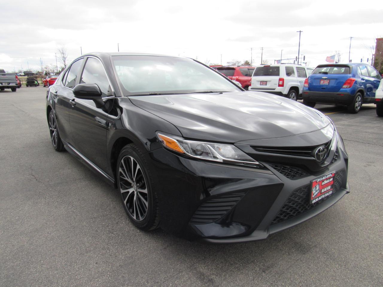 Toyota Camry XLE Auto (Natl) 2018