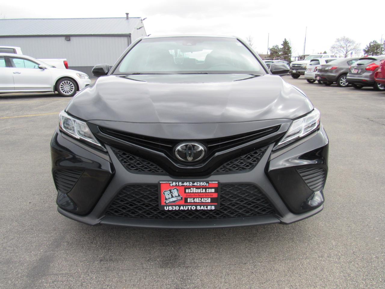 Toyota Camry XLE Auto (Natl) 2018